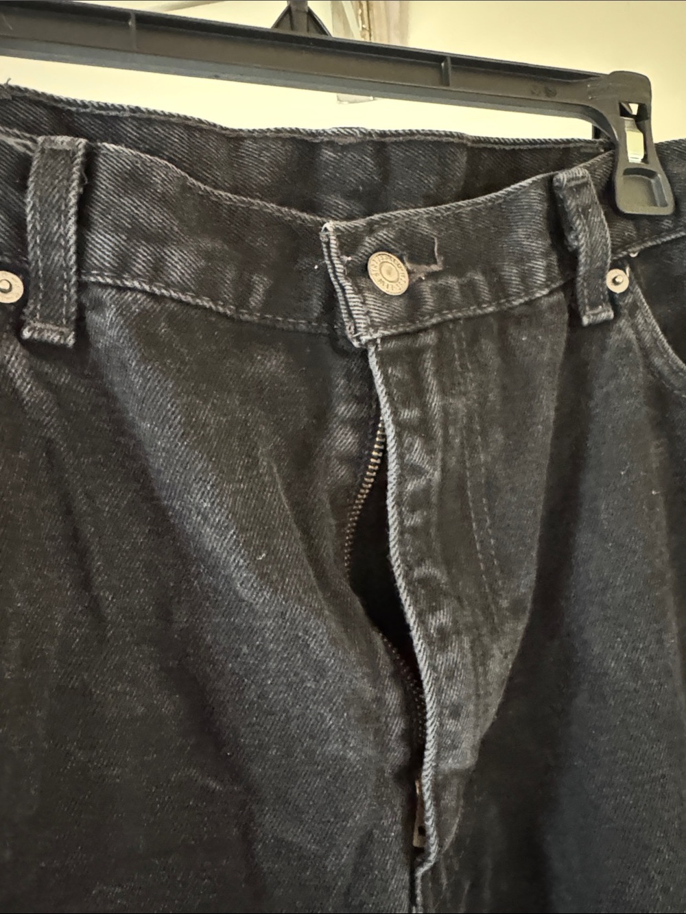 Levi's Navy Relaxed Fit Jeans - Picture 3 of 7